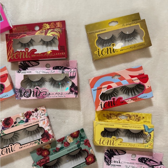 Ioni Assorted Faux Eyelash Set - Picture 4 of 5